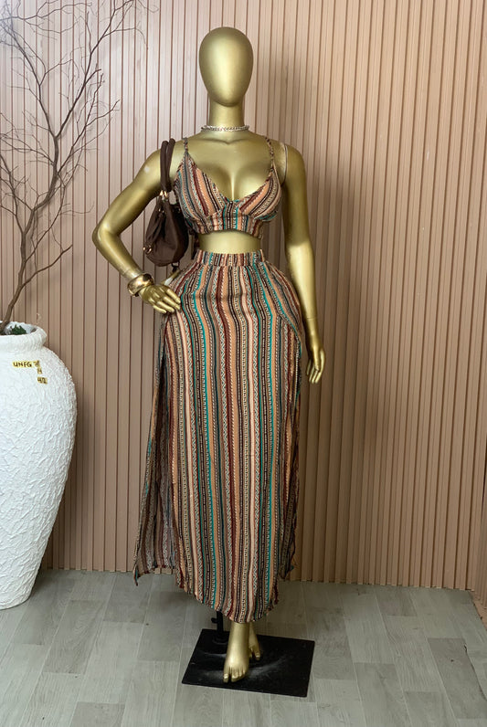 Unforgettable21 SIZE14 Length42 Brand new multi color two piece