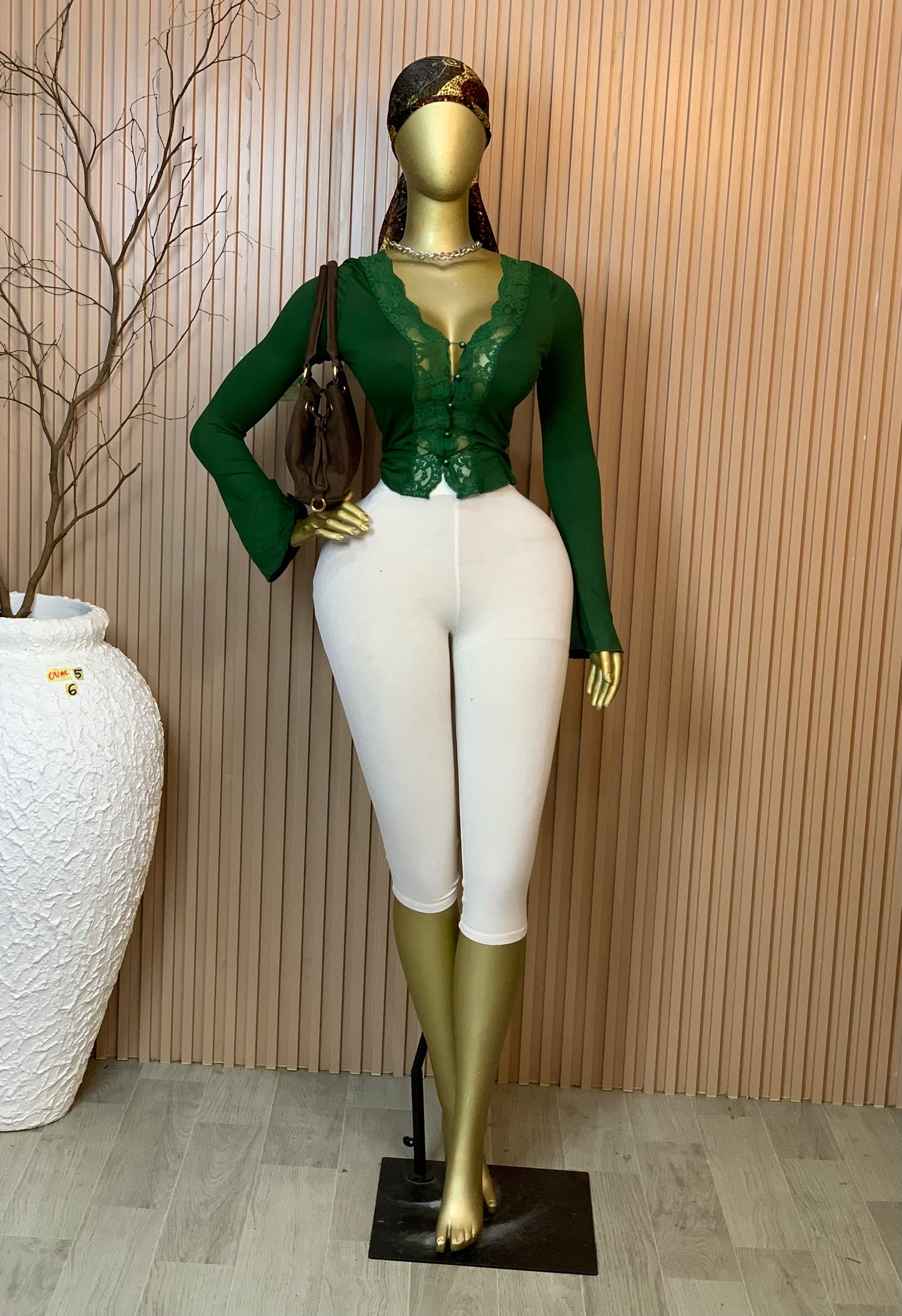 OVAL5 SIZE6 green top