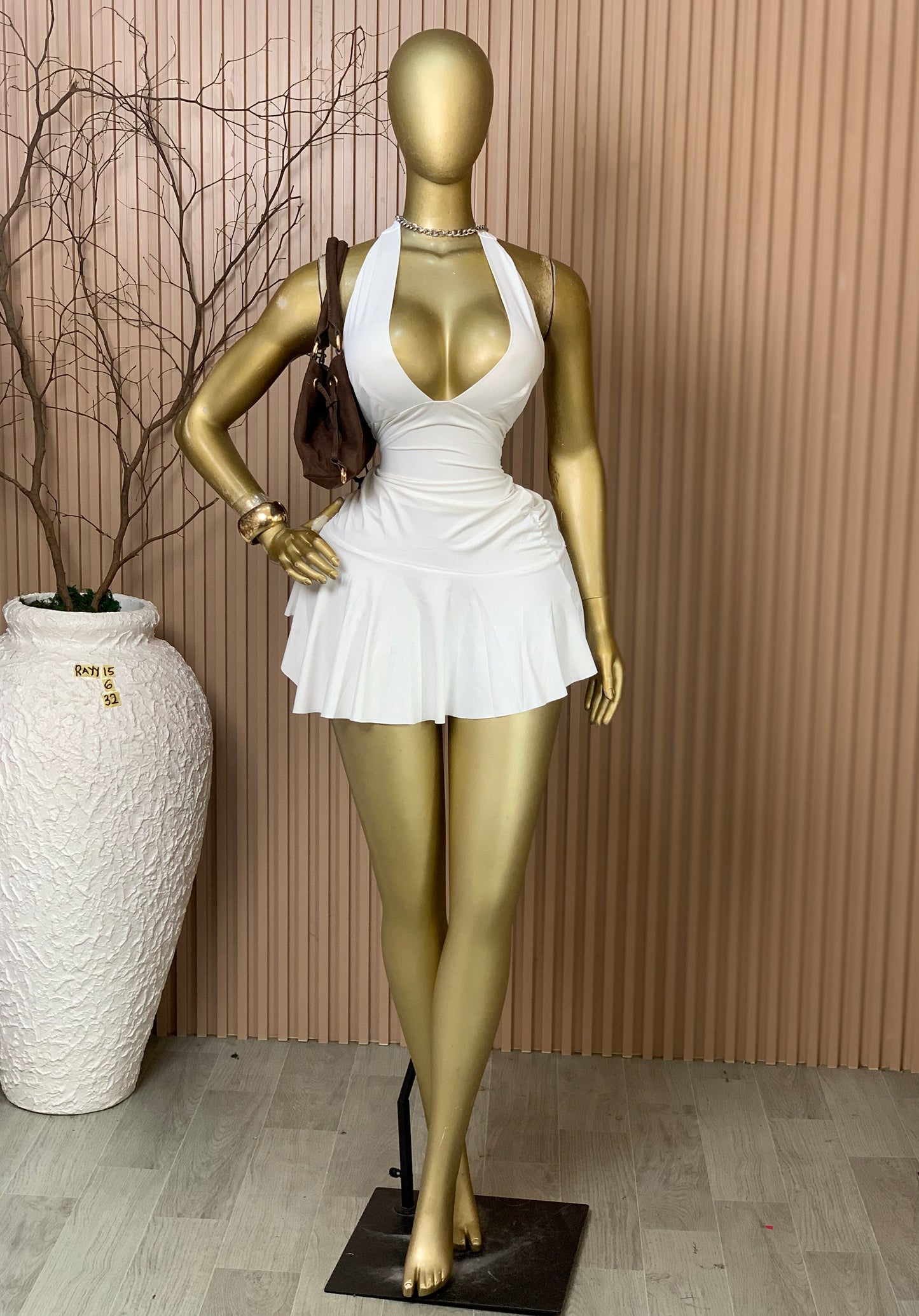 SIZE6 RAYY15 Length32 Brand new white dress