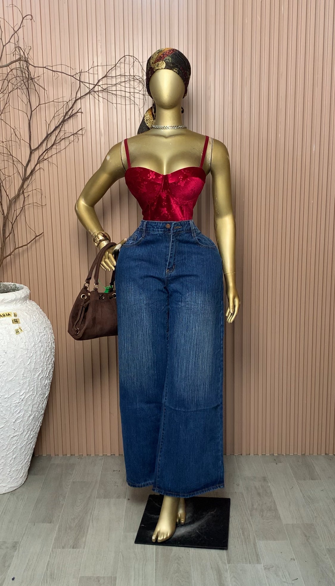 SIZE14 ARIA6 Length41 Jean only