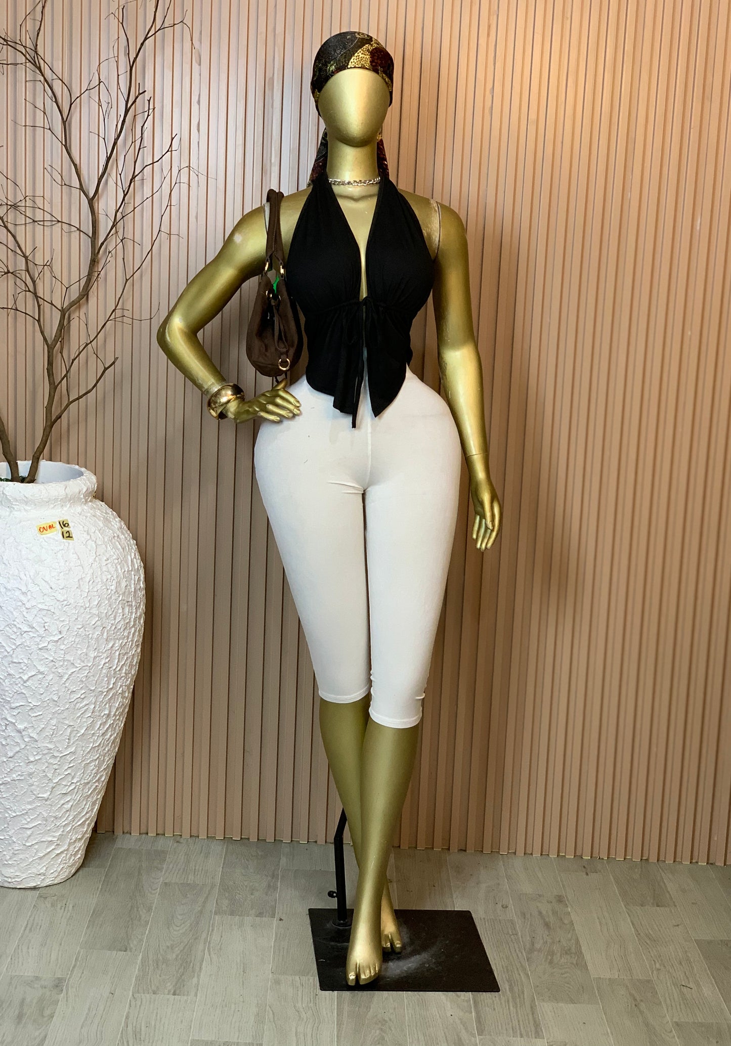 OVAL16 SIZE12 black top