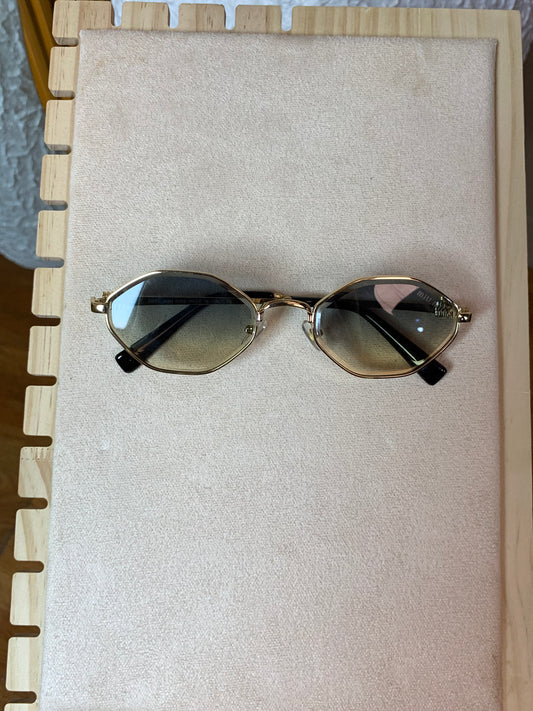 SUN GLASSES 08