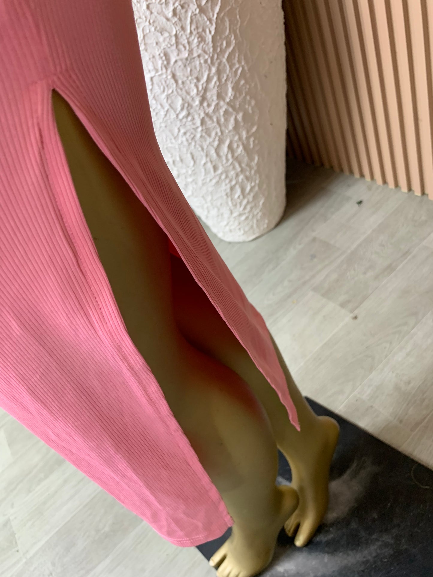 SIZE8 RAYY10 Length53 Brand new pink dress
